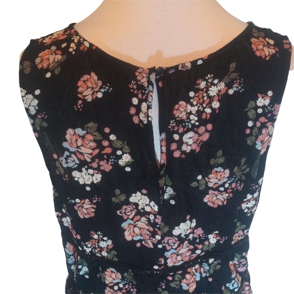 Arizona Floral Sleeveless Tank Top - Picture 6 of 7